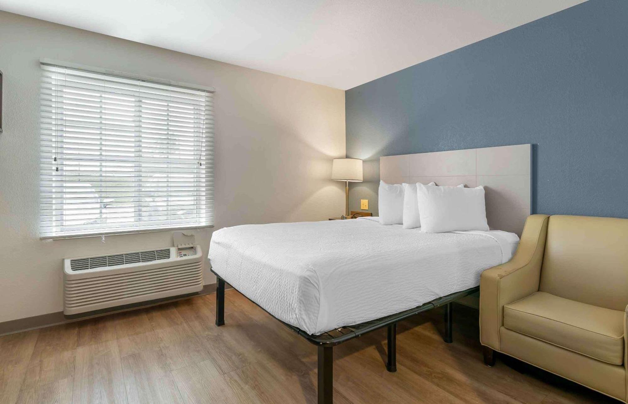 Extended Stay America Select Suites - Louisville - Airport Dış mekan fotoğraf