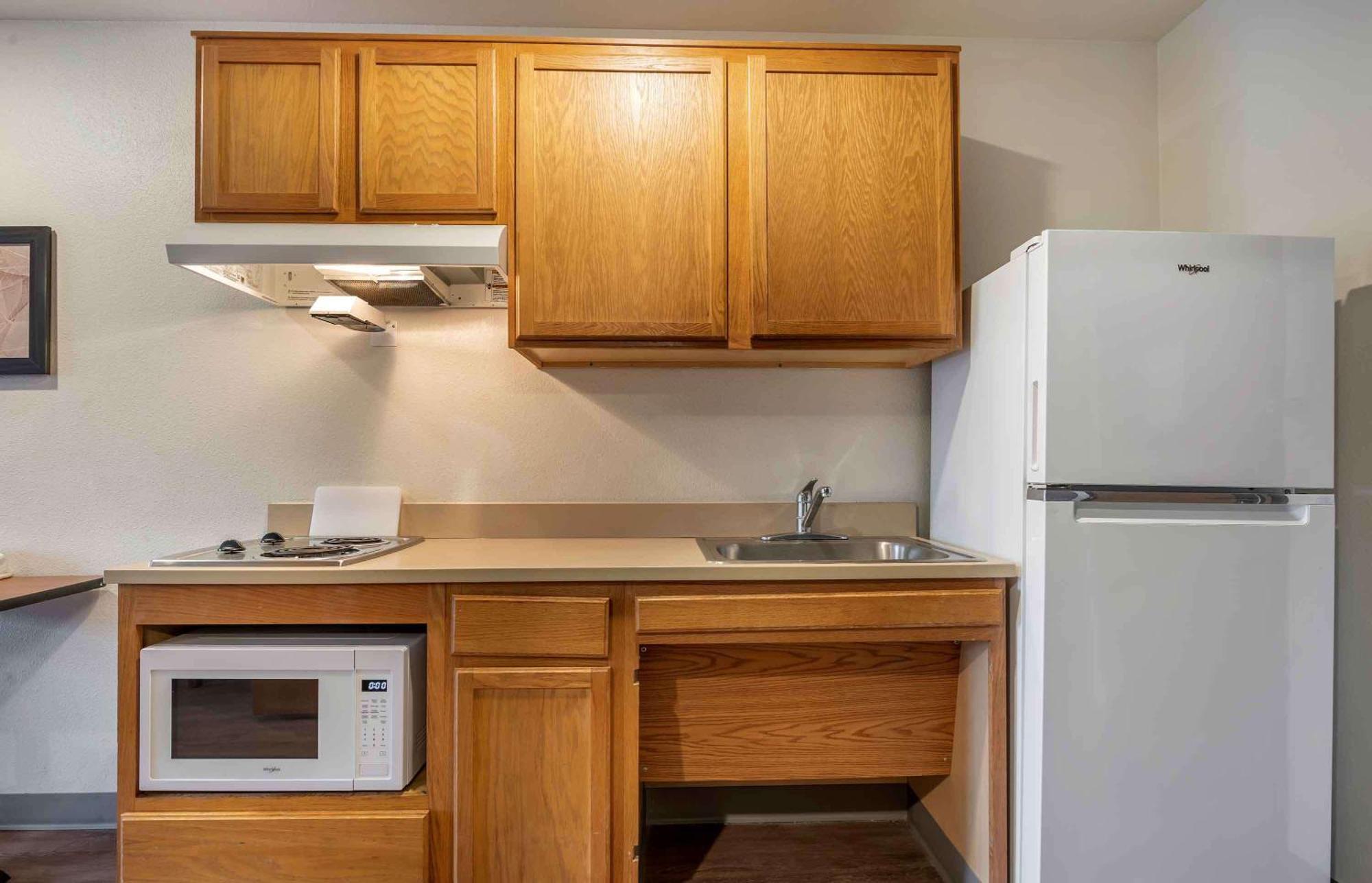 Extended Stay America Select Suites - Louisville - Airport Dış mekan fotoğraf